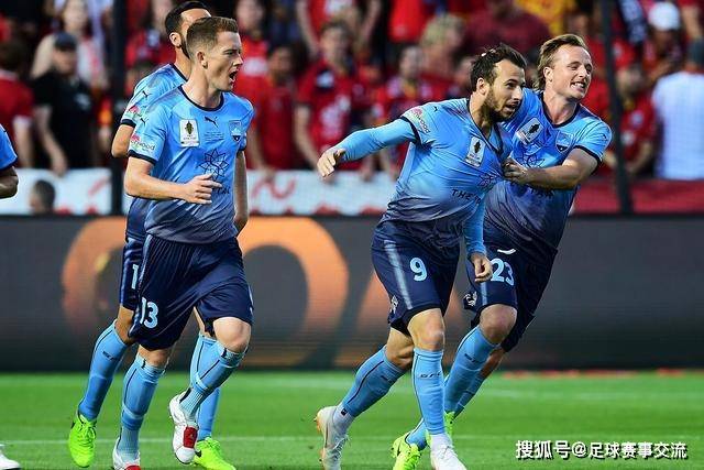 不到长城非状元！奇才状元迪班萨中国行 戴斗笠穿古装登长城